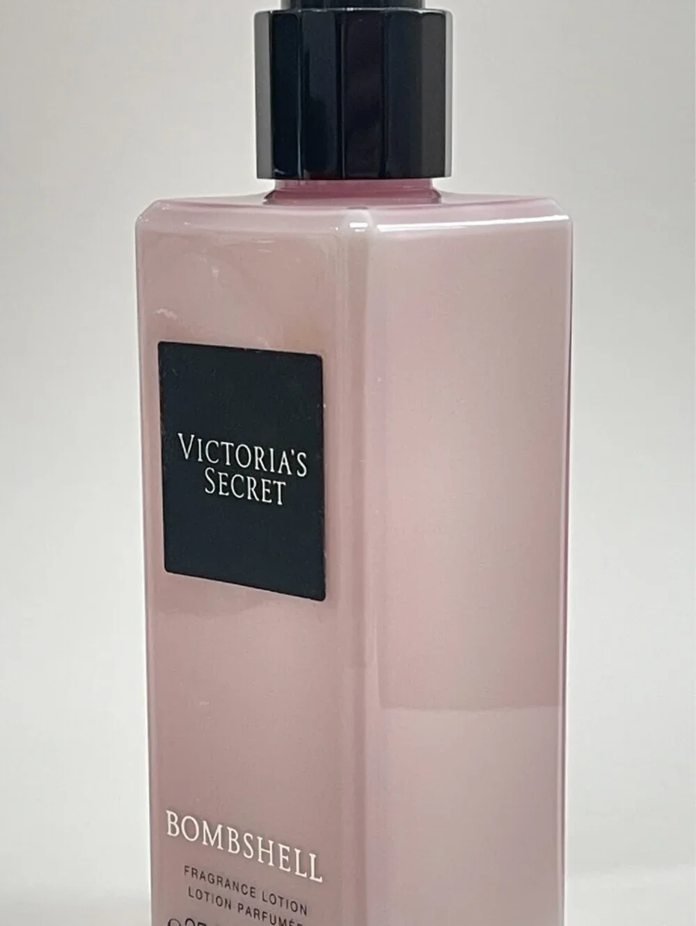 Victoria's Secret Bombshell Fragrance Body Lotion 8.4 fl oz / 250 ml New
